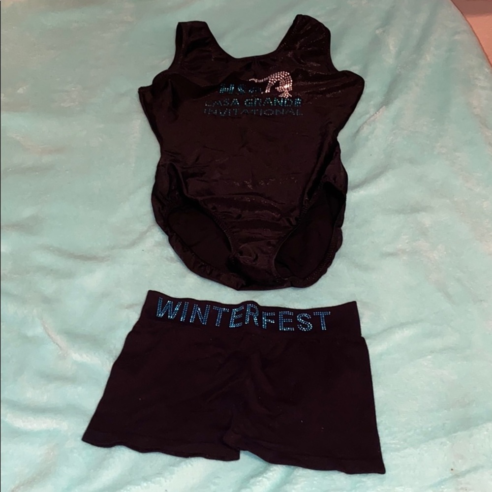 Gymnastics sparkly leotard/spandex set